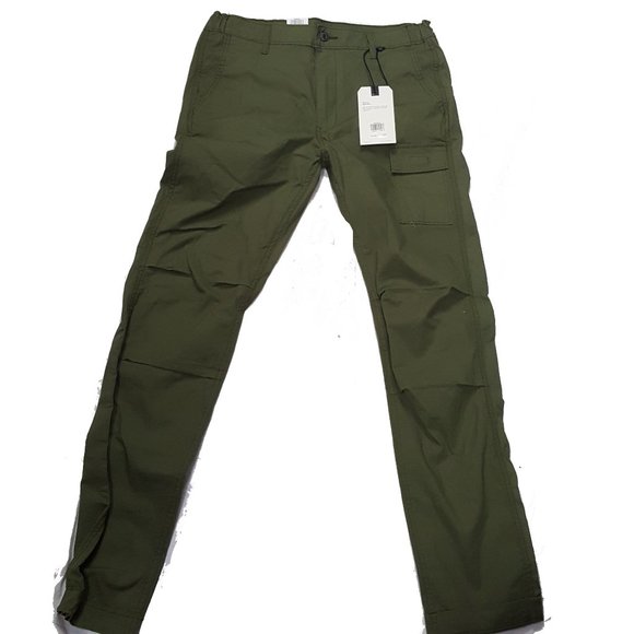 levi stretch pants